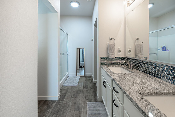 2920 N Sunset Farm-21.jpg