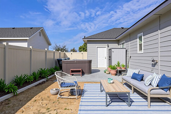 Staged_Patio