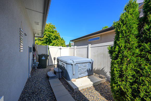 4228 S Marsala-25.jpg