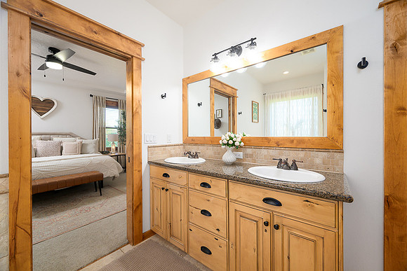 11734 W Tustin-23.jpg