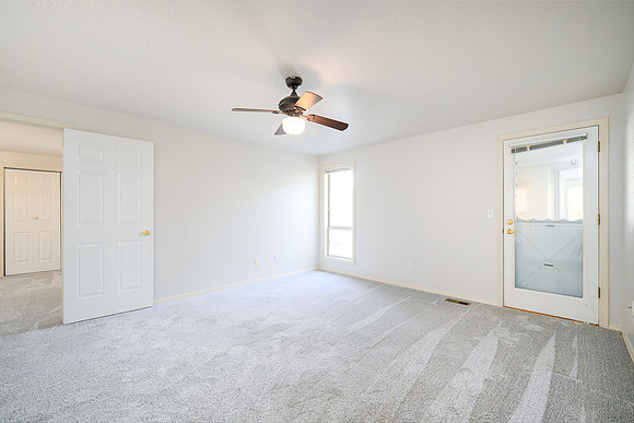 2166 W Sandalwood-28.jpg