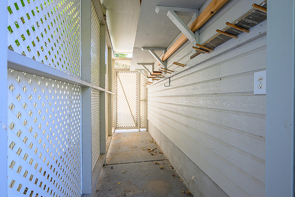 2166 W Sandalwood-12.jpg