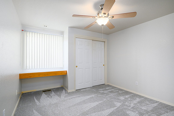 2166 W Sandalwood-33.jpg