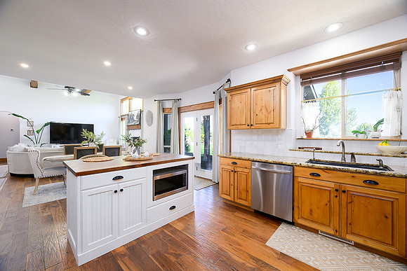 11734 W Tustin-29.jpg