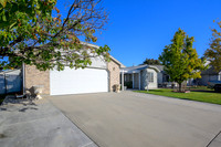 2166 W Sandalwood-16.jpg