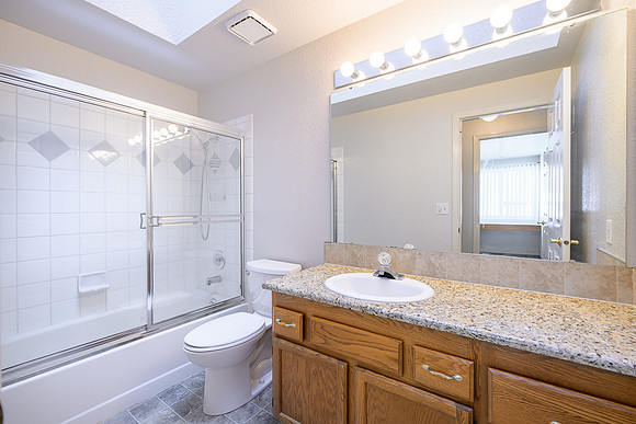 2166 W Sandalwood-27.jpg