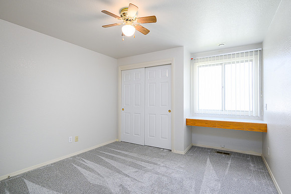 2166 W Sandalwood-34.jpg
