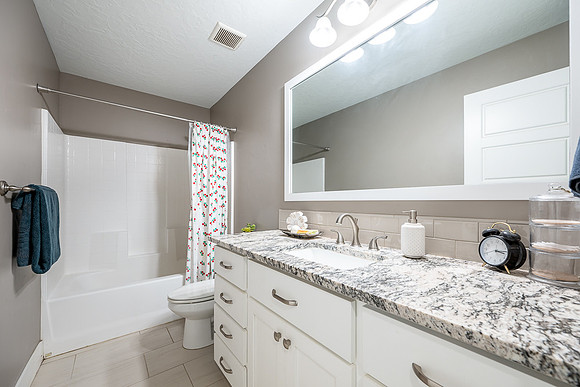 11151 Carriage Hill-41.jpg