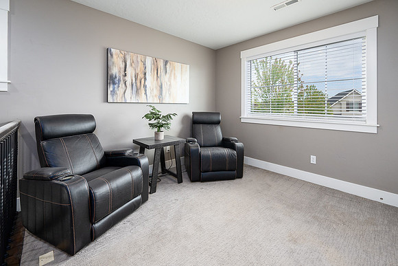 11151 Carriage Hill-35.jpg