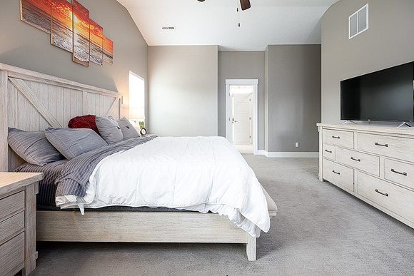 11151 Carriage Hill-37.jpg